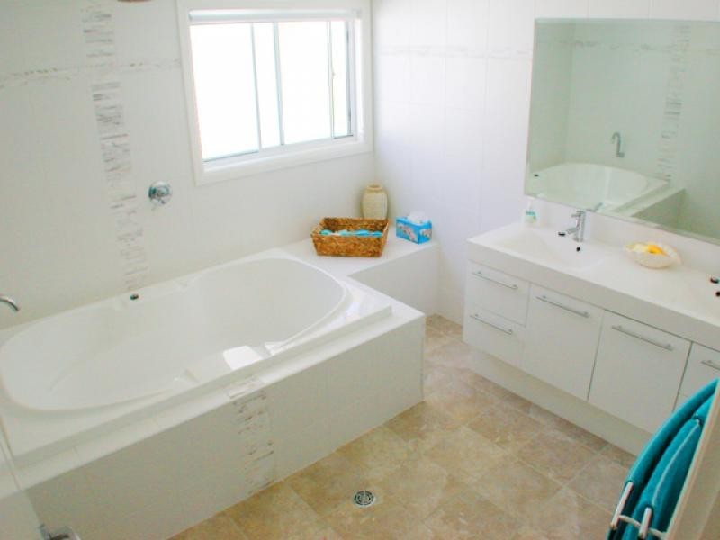 56 Sealand Road, Fishing Point NSW 2283