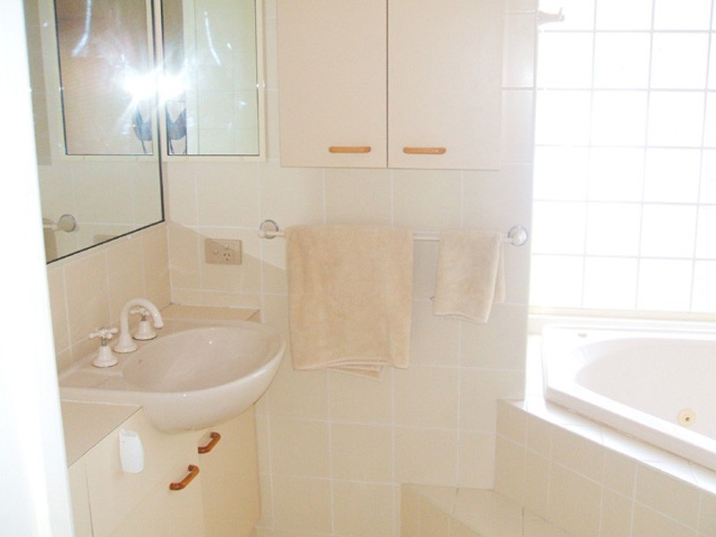 North Avoca NSW 2260