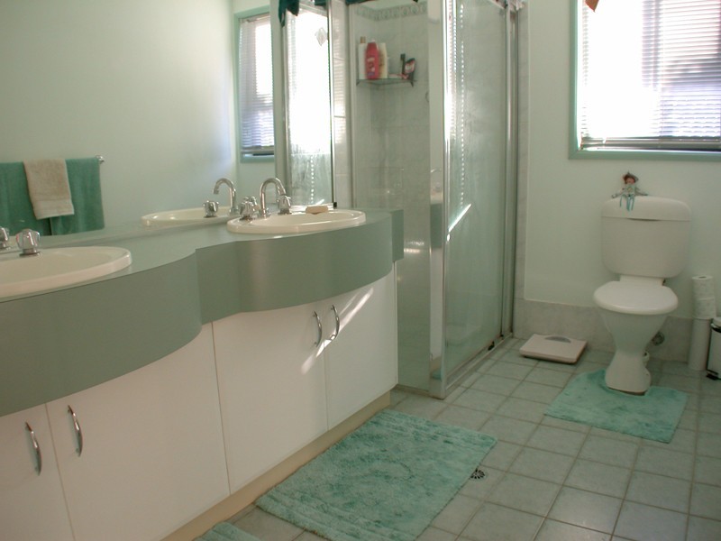 8 Stringybark Close, Terrigal NSW 2260