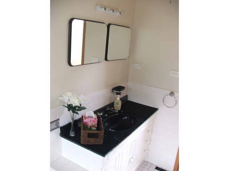 1/3 Yeramba Crescent, Terrigal NSW 2260