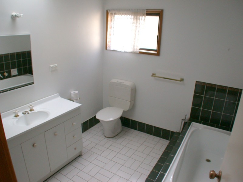 North Avoca NSW 2260