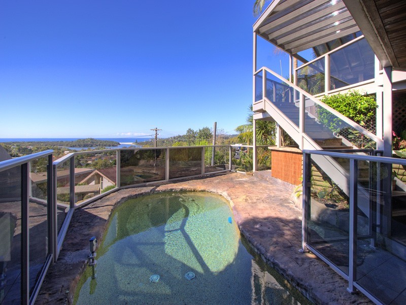 35 Coreen Drive, Wamberal NSW 2260
