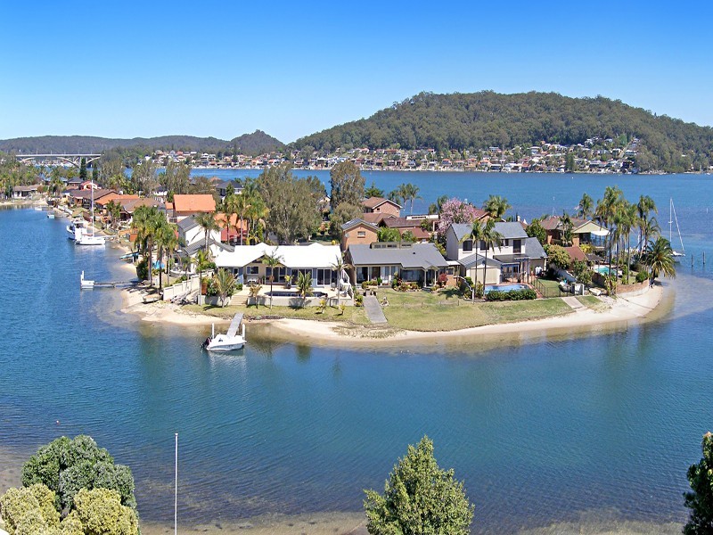 St Huberts Island NSW 2257