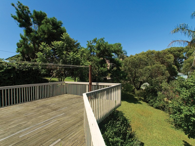 54 Forresters Beach Road, Forresters Beach NSW 2260
