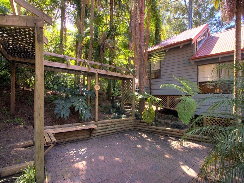 13 Hibiscus Avenue, North Avoca NSW 2260