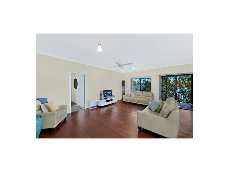 18a Daley Avenue, Daleys Point NSW 2257