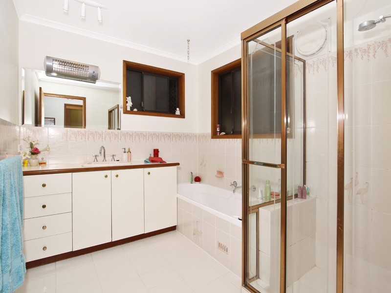 57 Surf Rider Avenue, North Avoca NSW 2260