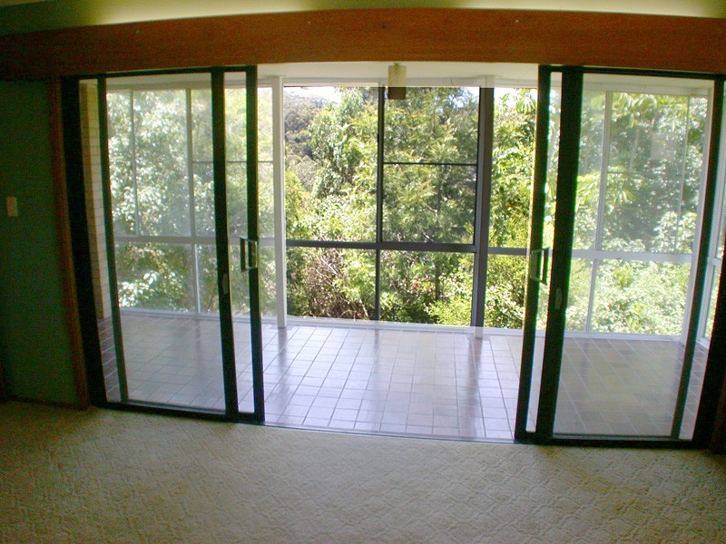 32 Bradleys Road, North Avoca NSW 2260