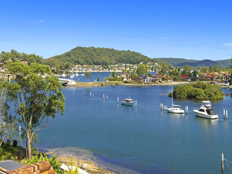 2/31 Empire Bay Drive, Daleys Point NSW 2257