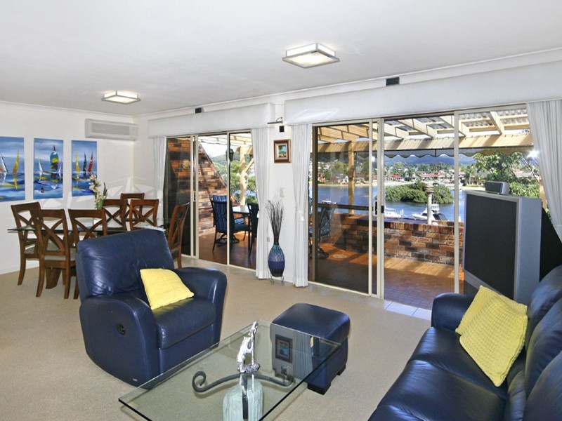 2/31 Empire Bay Drive, Daleys Point NSW 2257