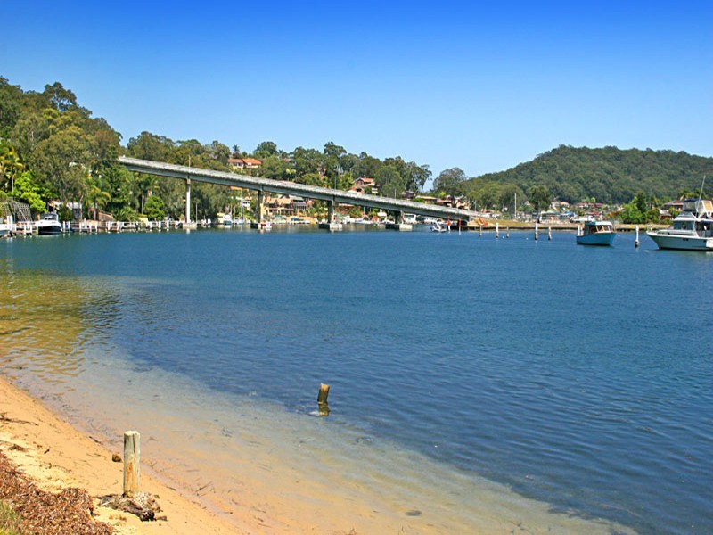 2/31 Empire Bay Drive, Daleys Point NSW 2257