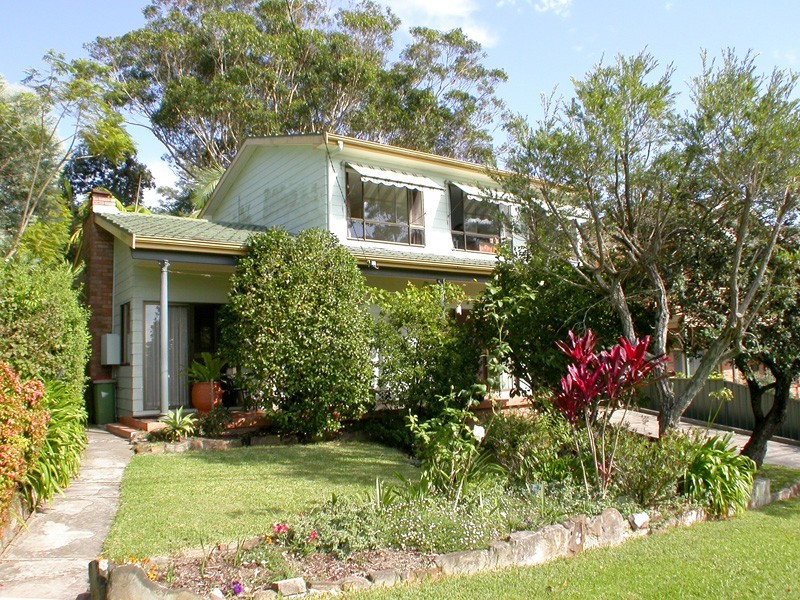 33 Ogilvie Street, Terrigal NSW 2260