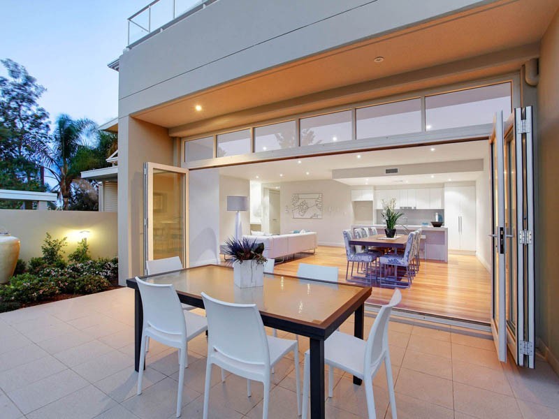 1/10 Grosvenor Road, Terrigal NSW 2260