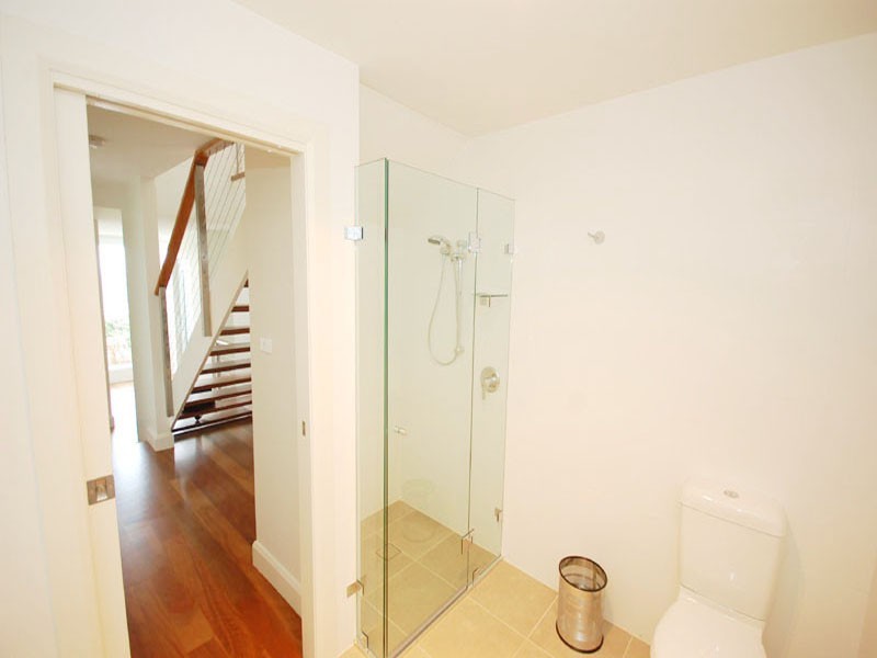 12 Bulbararing Road, North Avoca NSW 2260