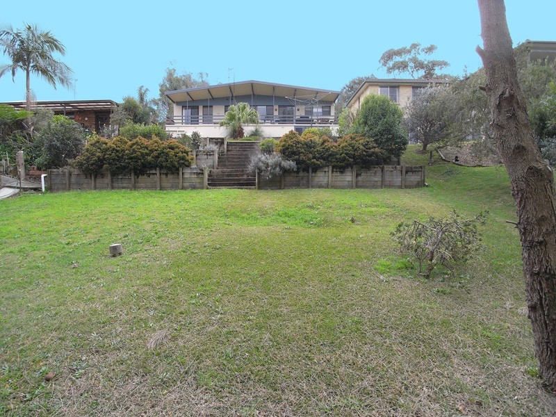 84 Blue Bell Drive, Wamberal NSW 2260