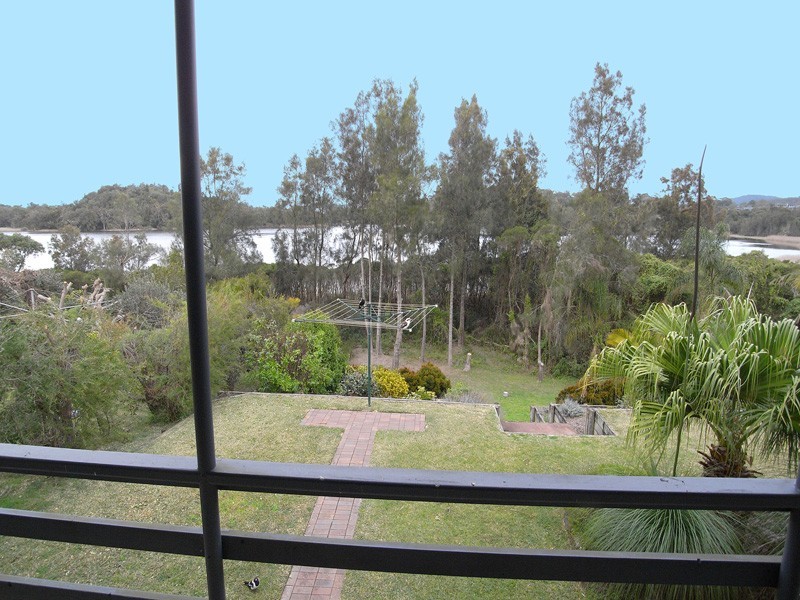 84 Blue Bell Drive, Wamberal NSW 2260
