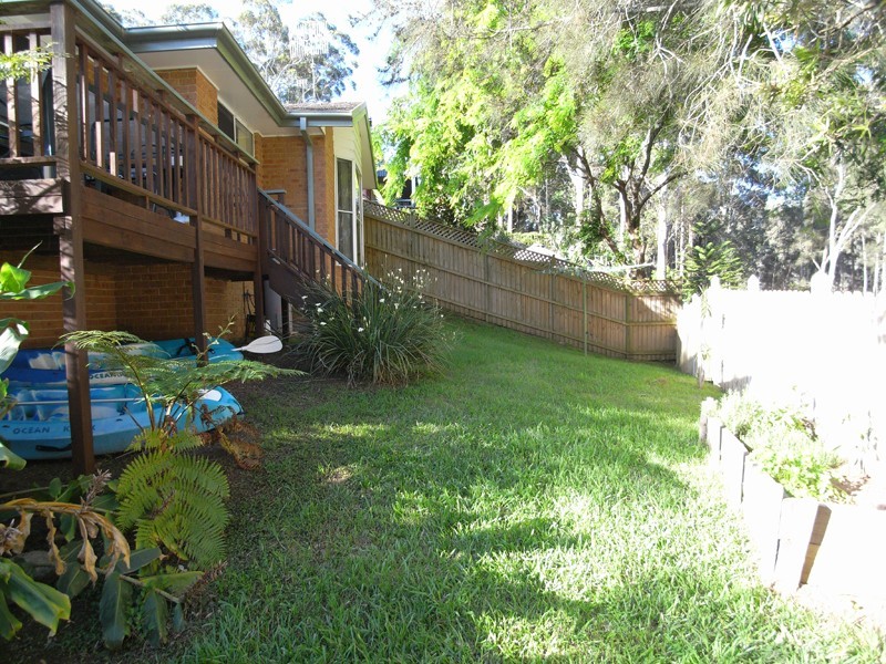 2/28 Lake Shore Drive, North Avoca NSW 2260