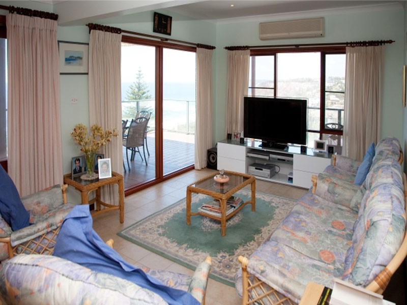 28 Boos Road, Forresters Beach NSW 2260