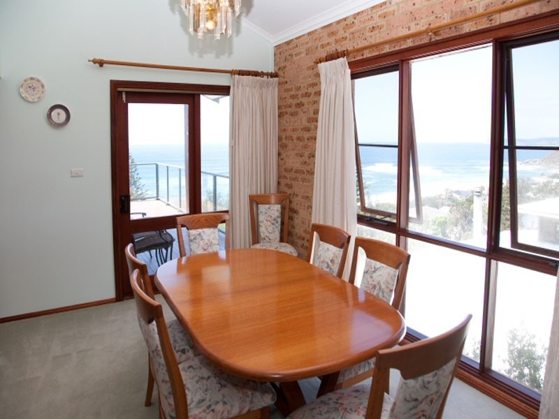 28 Boos Road, Forresters Beach NSW 2260