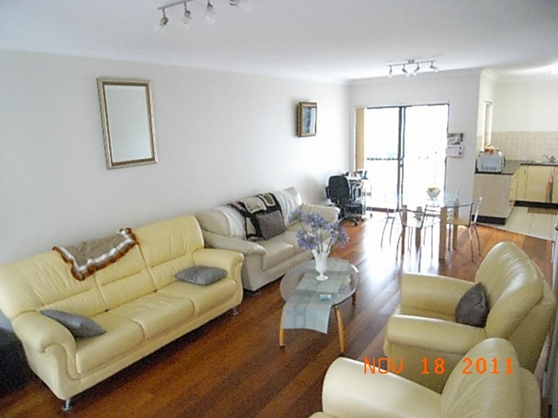 2/23 Barnhill Road, Terrigal NSW 2260