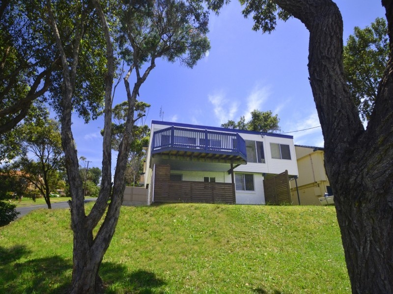 D/S 31 Lumeah Avenue, Wamberal NSW 2260