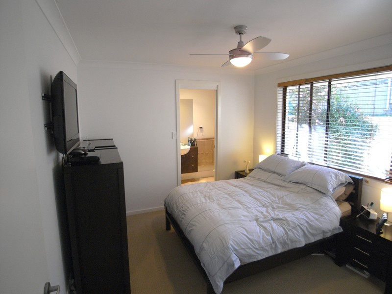 5/1 Bellbird Ave, Terrigal NSW 2260