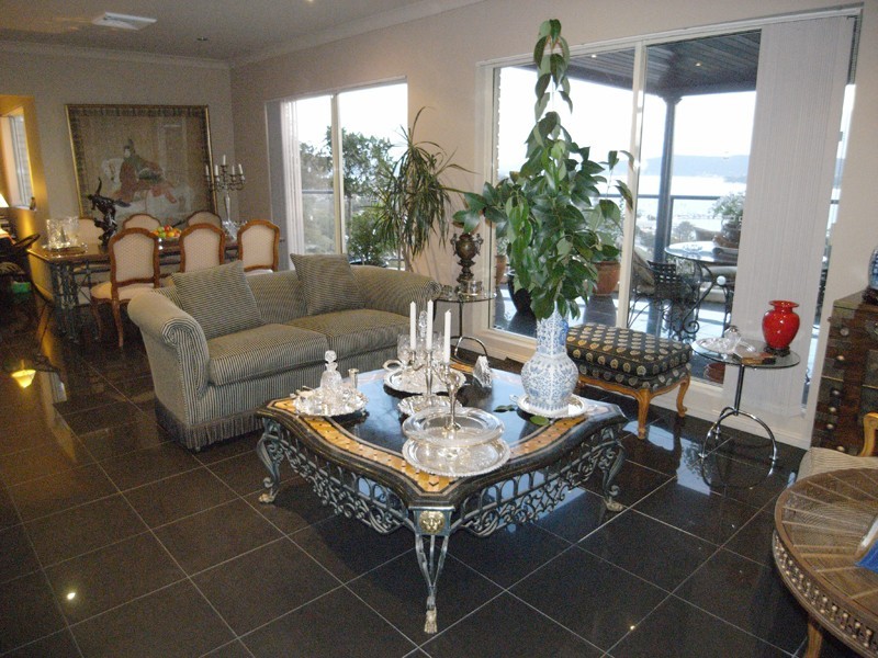 48/94 John Whiteway Dr, Gosford NSW 2250