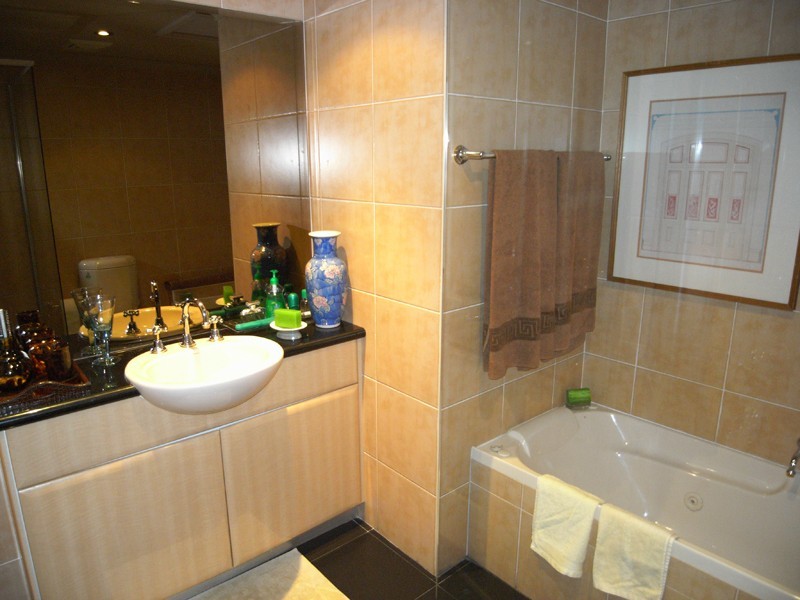 48/94 John Whiteway Dr, Gosford NSW 2250