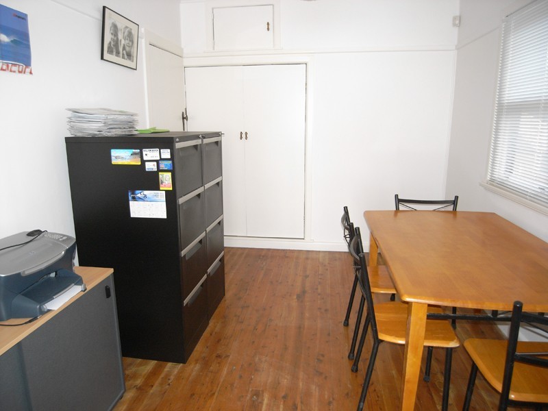 54 George St, East Gosford NSW 2250