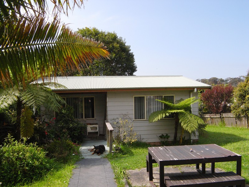18 Seaview Ave, Wamberal NSW 2260