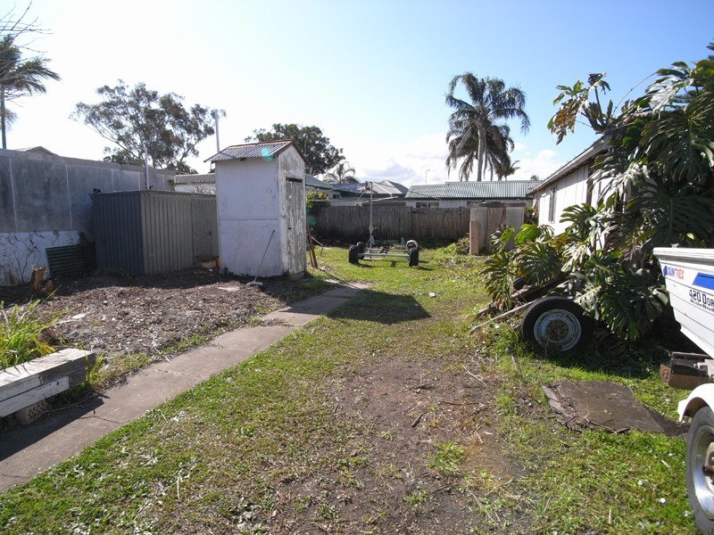 10 Illoura Cres, Davistown NSW 2251