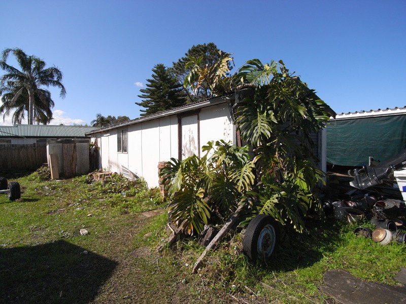 10 Illoura Cres, Davistown NSW 2251