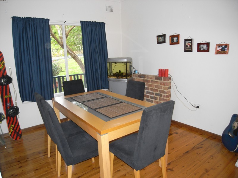 51 Old Gosford Rd, Wamberal NSW 2260