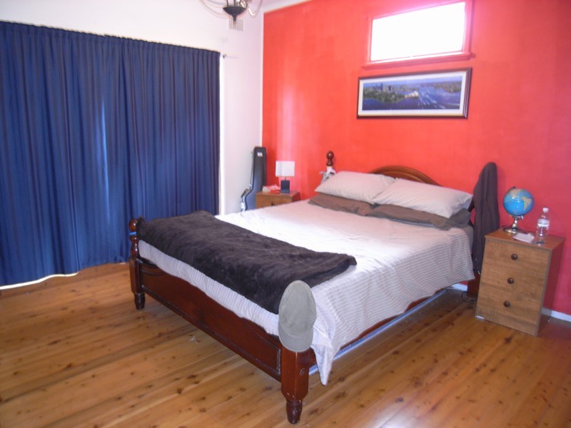 51 Old Gosford Rd, Wamberal NSW 2260