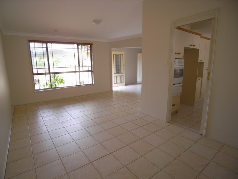 2/9 Cotswold Close, Terrigal NSW 2260