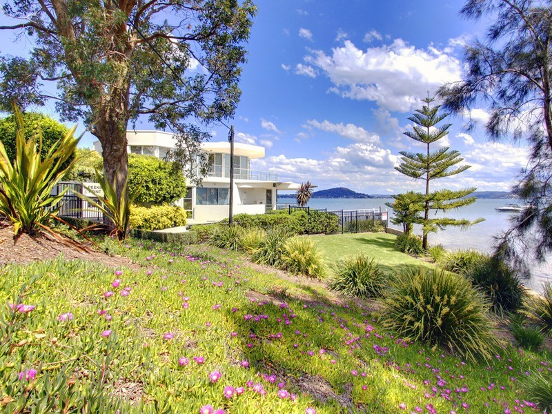 5/3 Caroline St, East Gosford NSW 2250