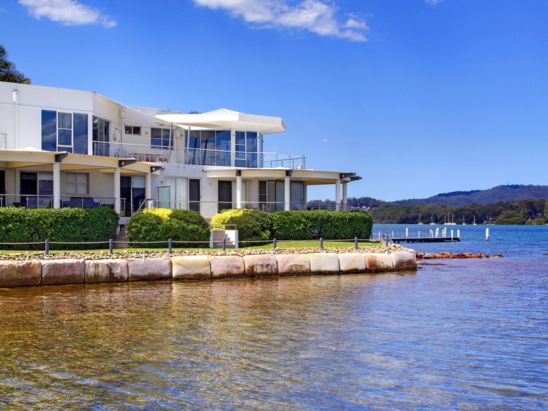 5/3 Caroline St, East Gosford NSW 2250