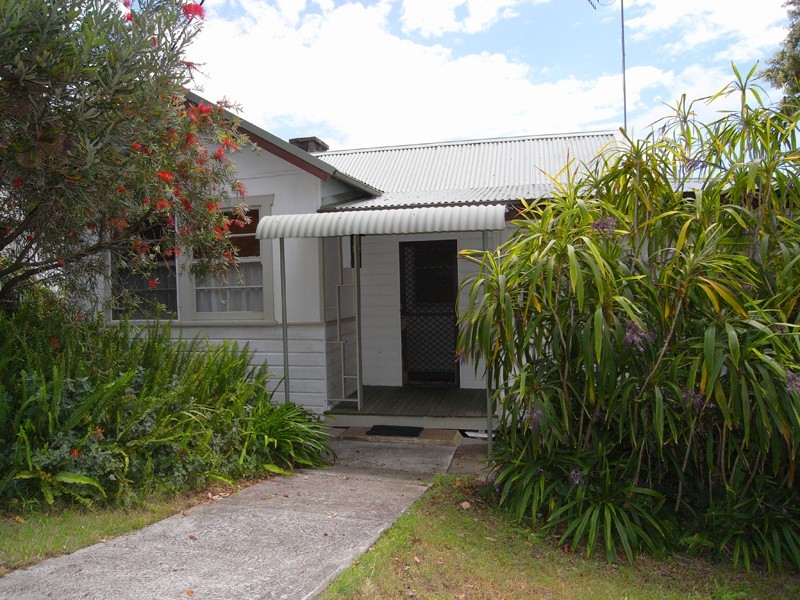 29 Barnhill Rd, Terrigal NSW 2260