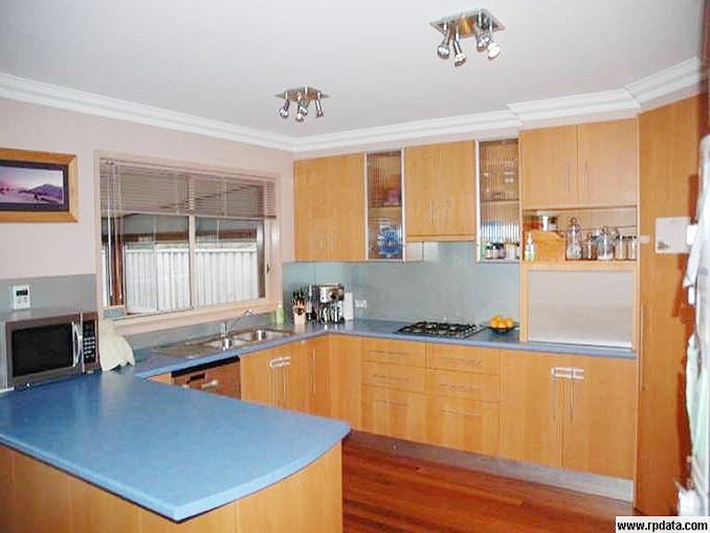 37 Joan St, Forresters Beach NSW 2260