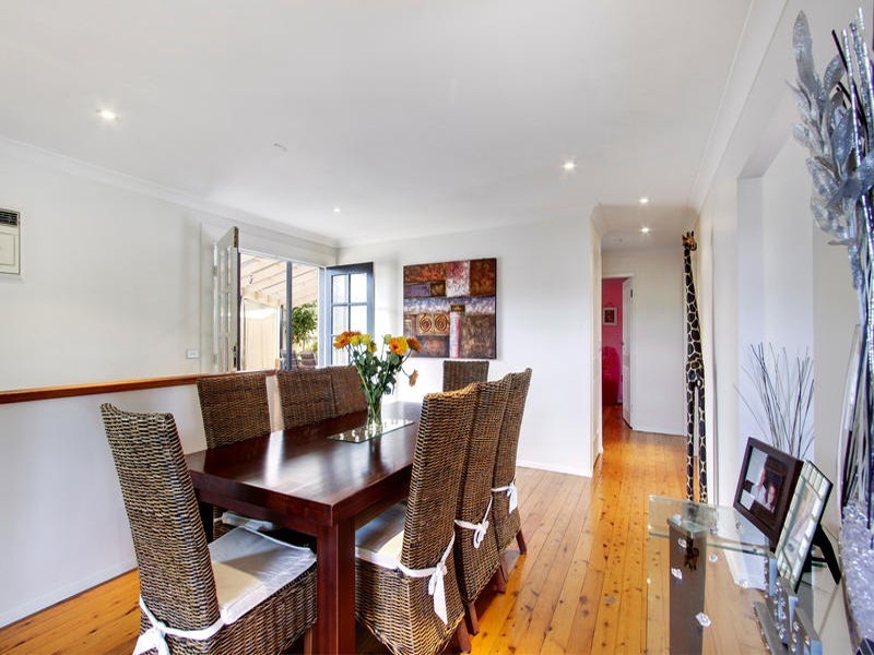 6 Elva Cres, Terrigal NSW 2260