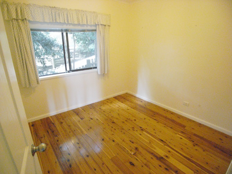 3 Hillcrest Rd, Empire Bay NSW 2257