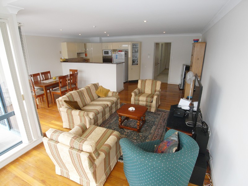 4/9-13 Auld St, Terrigal NSW 2260
