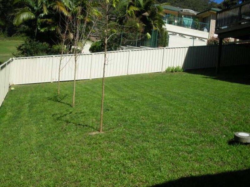 23 Thames Dr, Erina NSW 2250