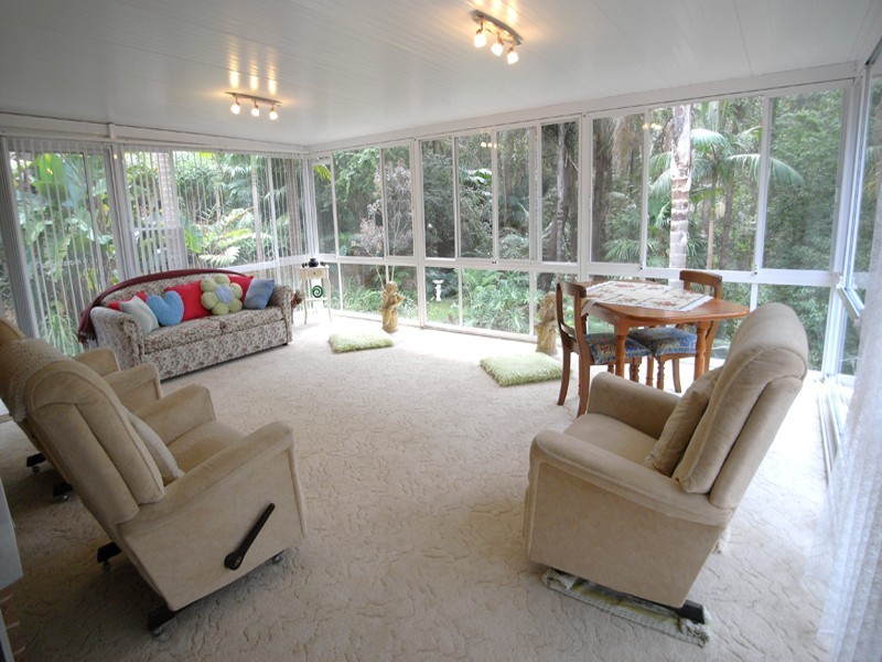 7 Larbonya Avenue, Wyoming NSW 2250