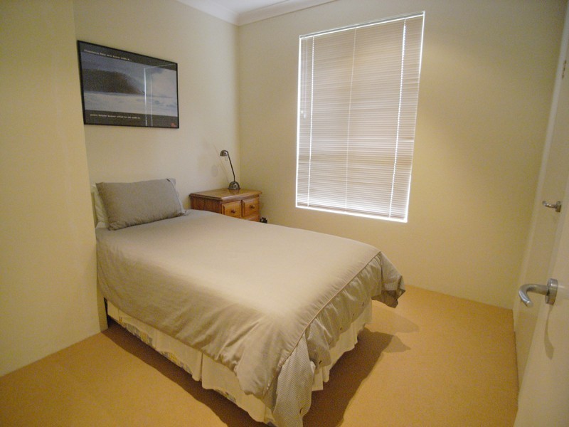 1/5 Maroomba Rd, Terrigal NSW 2260
