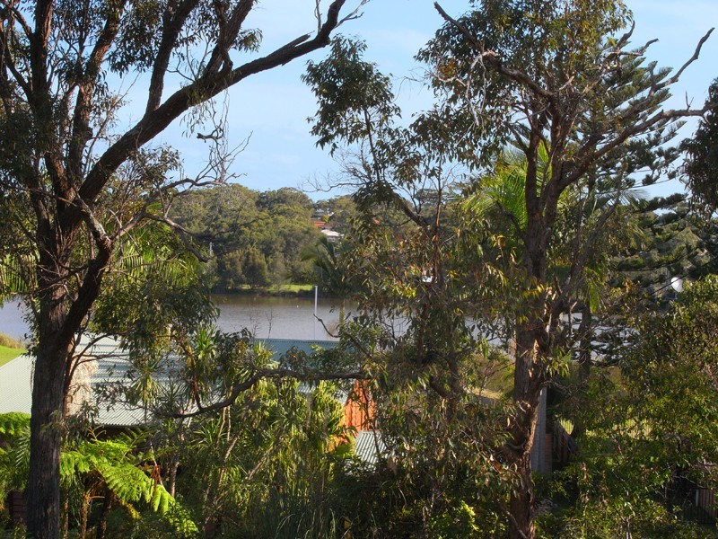 45 Lumeah Ave, Wamberal NSW 2260