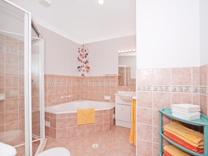 9/4 Karla Avenue, Terrigal NSW 2260