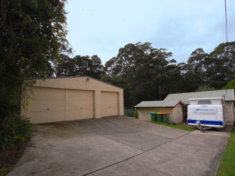 34 Serpentine Rd, Erina Heights NSW 2260