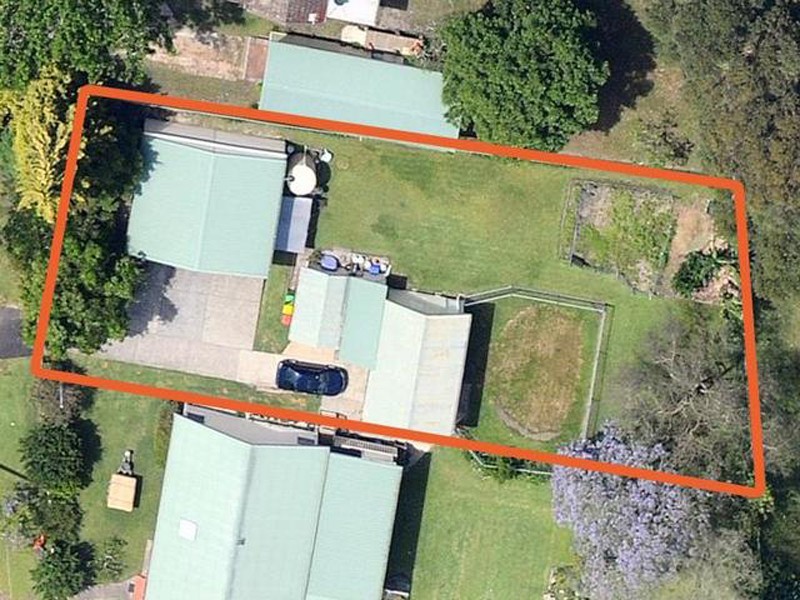 34 Serpentine Rd, Erina Heights NSW 2260