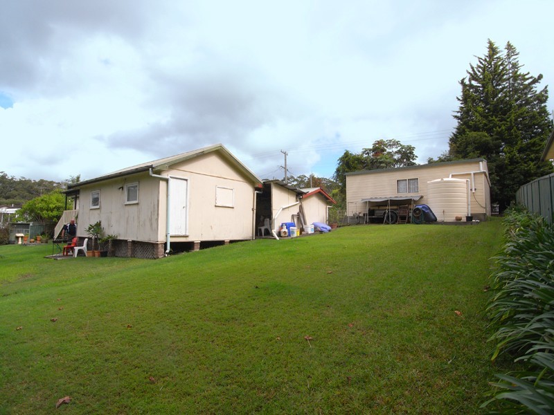 34 Serpentine Rd, Erina Heights NSW 2260